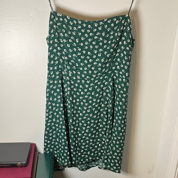 Reformation Green Floral Sarah Chive Spaghetti Strap Mini Sundress Sz 10 - Picture 2 of 11